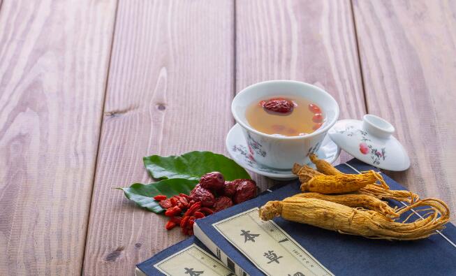 萝卜蜂蜜水的正确做法-萝卜浸蜂蜜能治咳嗽吗专区_萝卜加蜂蜜煮水喝的功效和作用专区_萝卜浸蜂蜜的功效网